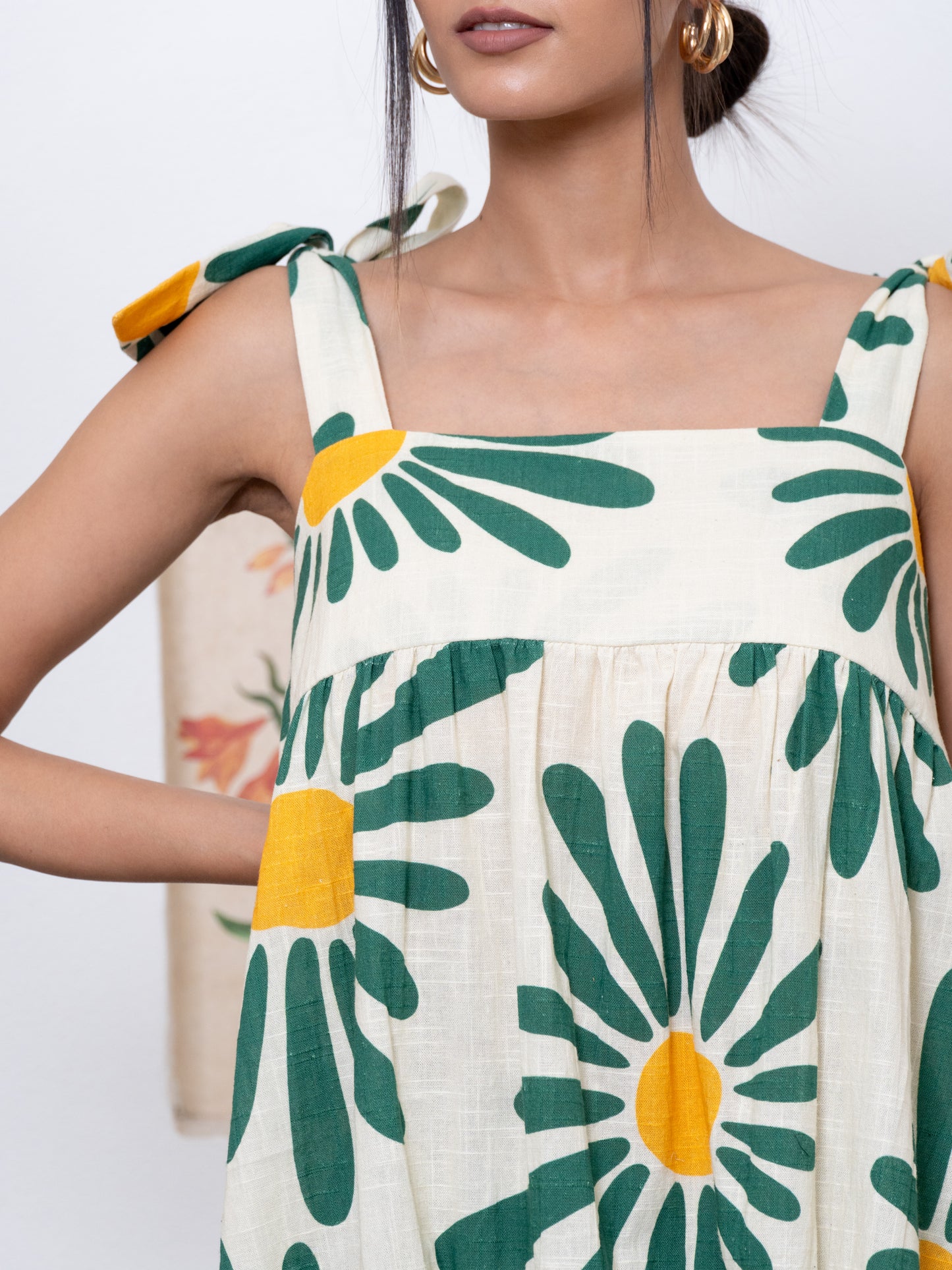 Green Daisy Short Dress