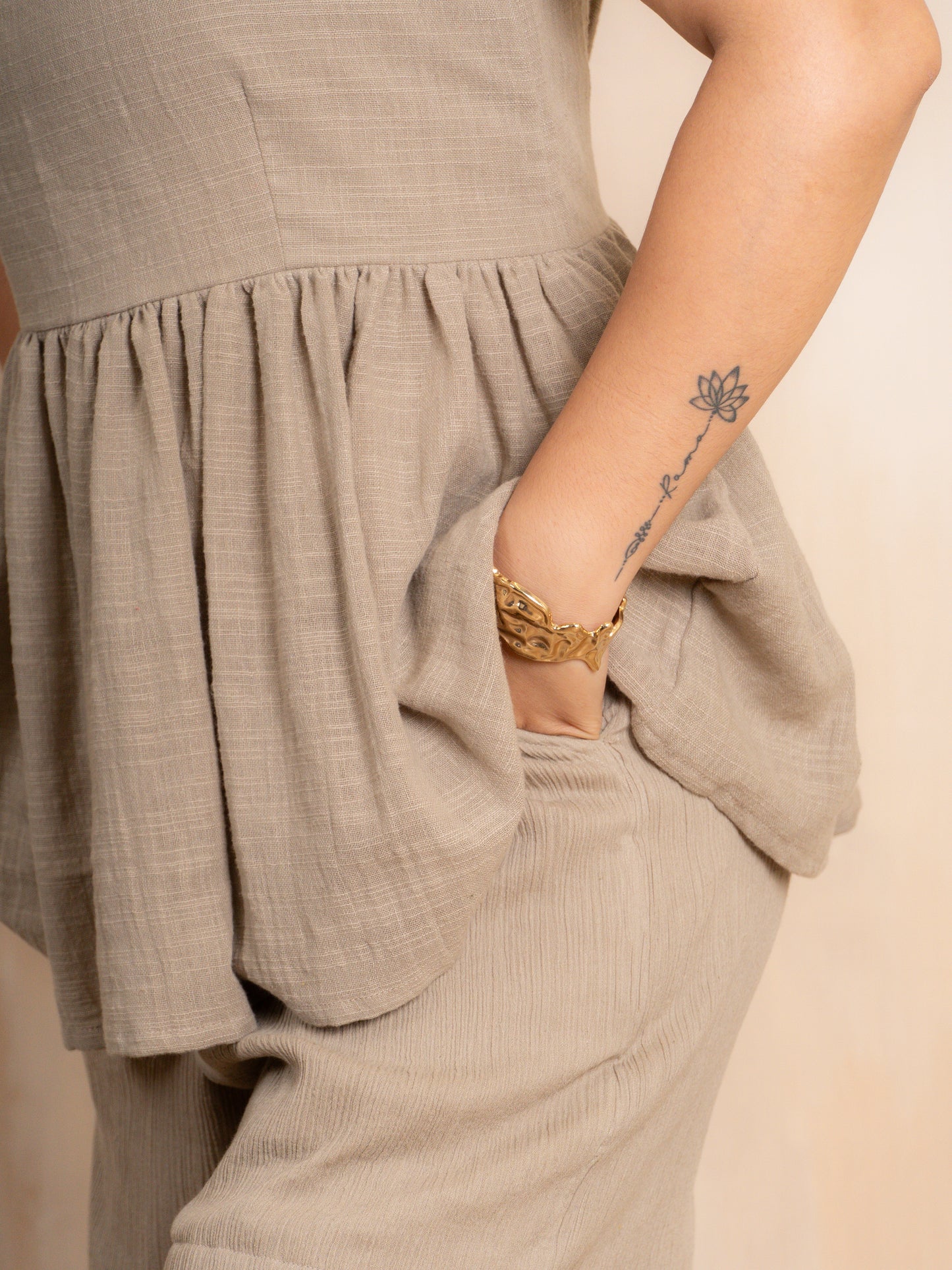 Wrinkled Clay Shorts