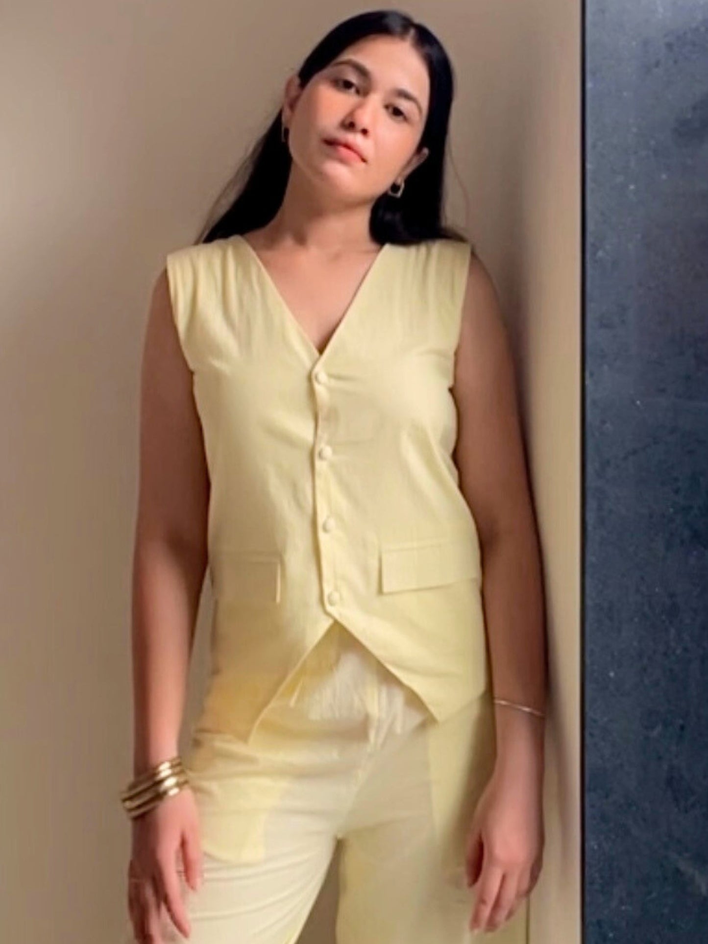 Butter Yellow Whirl Top